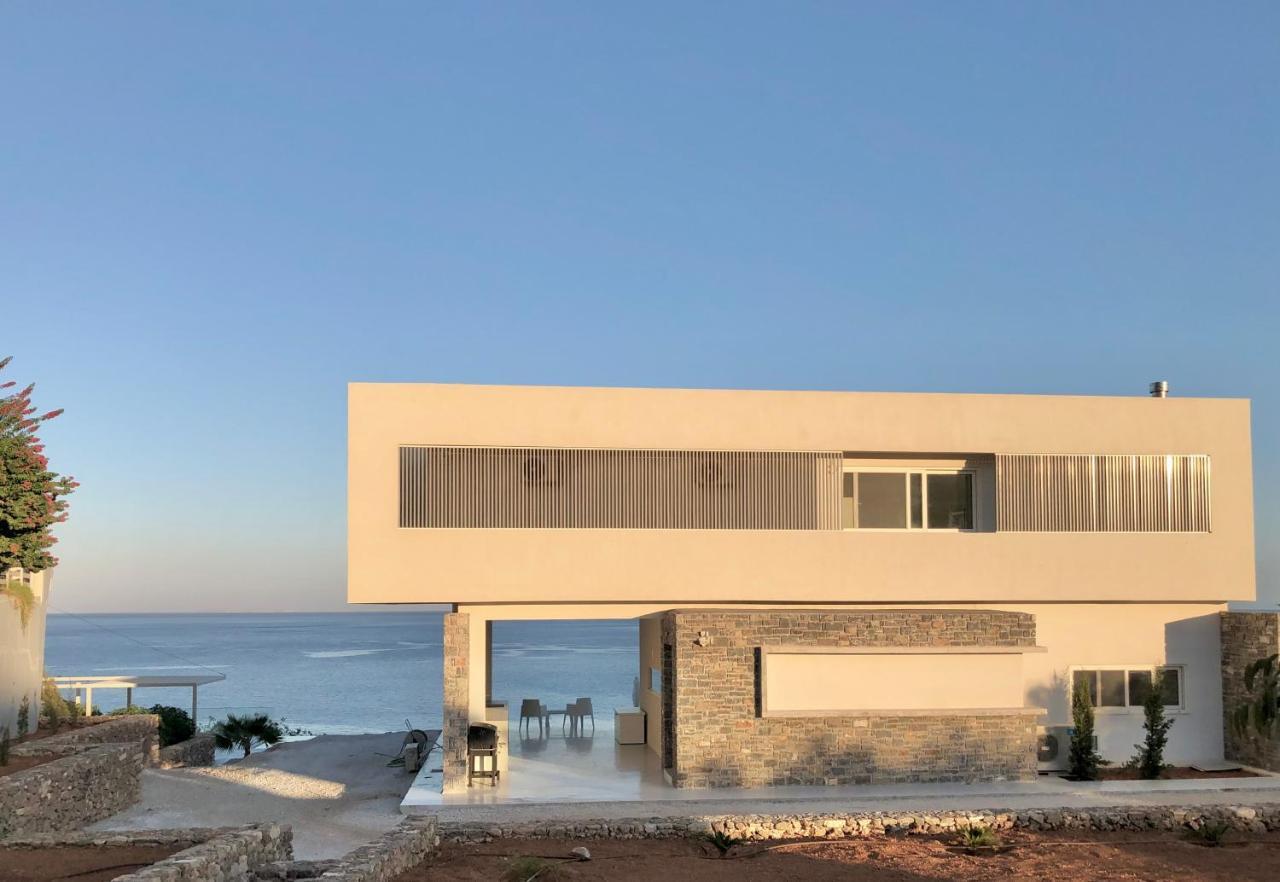 Kuro Beach House - Oceanfront Luxury & 25M Pool Achlia Exterior foto