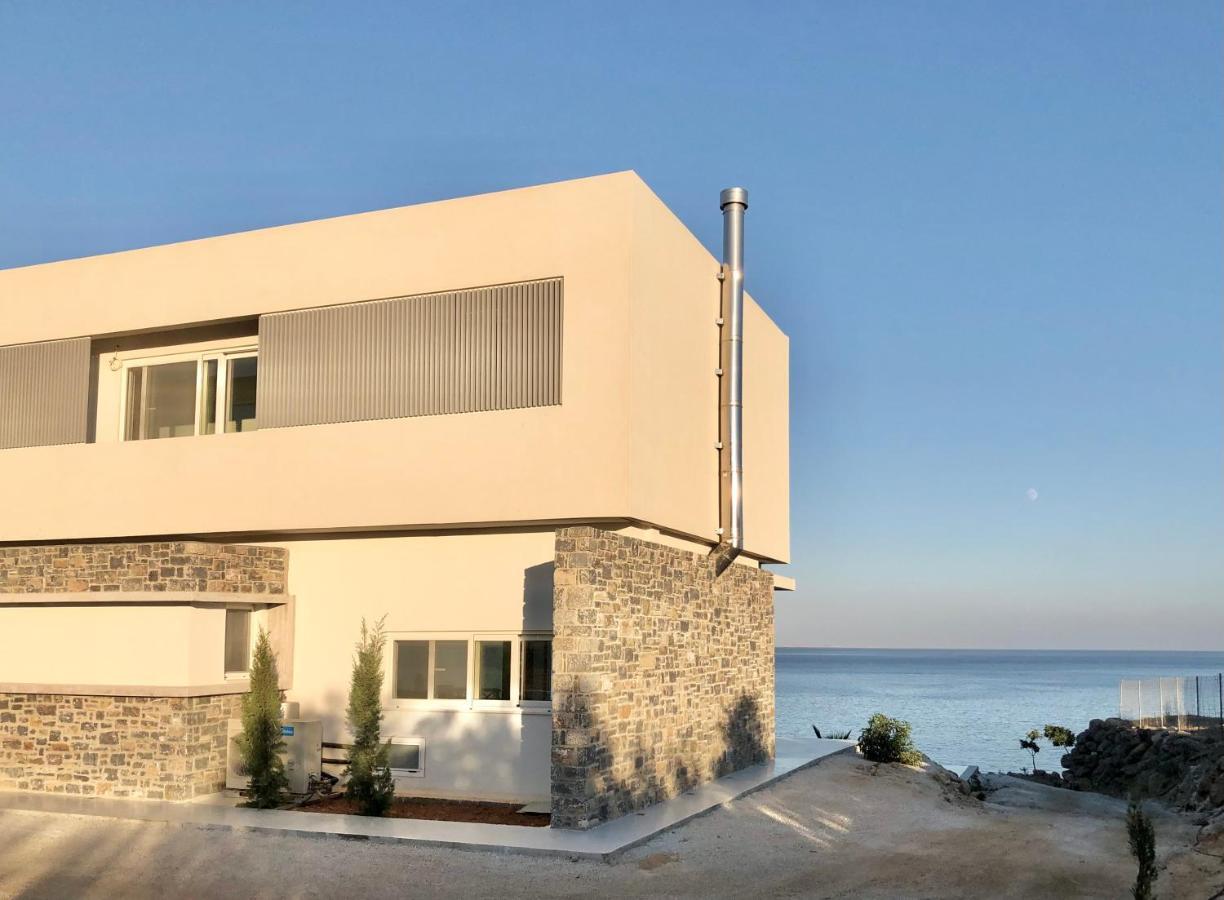 Kuro Beach House - Oceanfront Luxury & 25M Pool Achlia Exterior foto