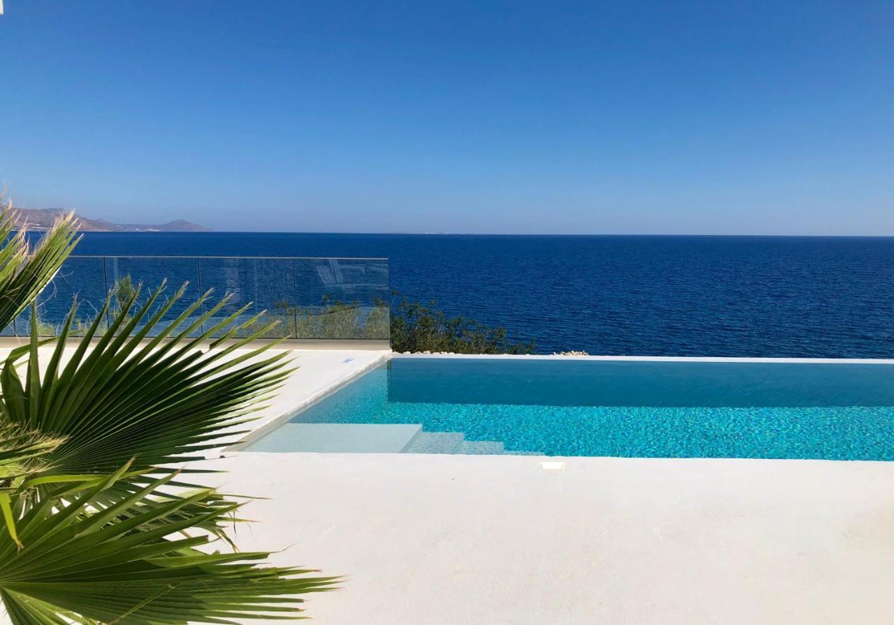 Kuro Beach House - Oceanfront Luxury & 25M Pool Achlia Exterior foto