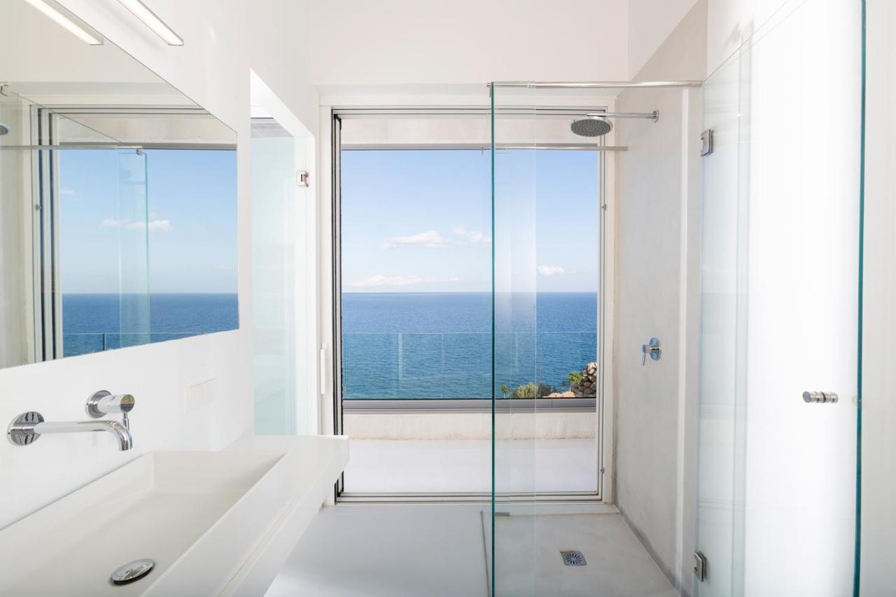 Kuro Beach House - Oceanfront Luxury & 25M Pool Achlia Exterior foto