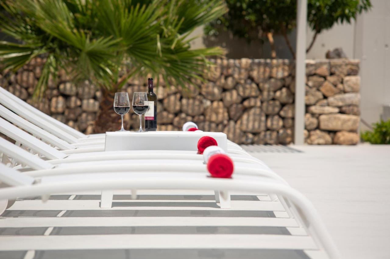 Kuro Beach House - Oceanfront Luxury & 25M Pool Achlia Exterior foto